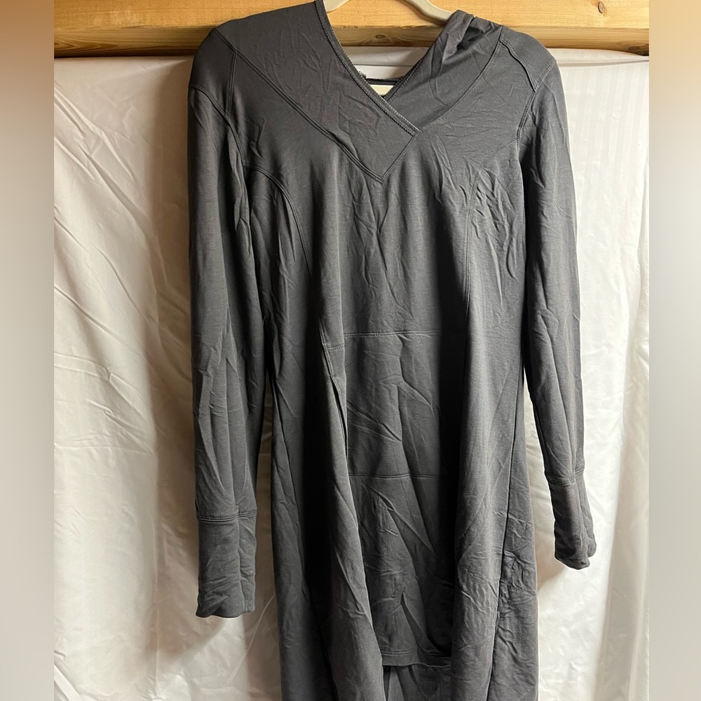 Lole travel dress with kangaroo pocket L
